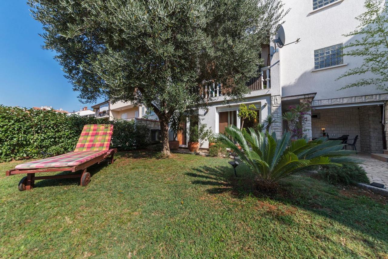 Apartments Villa Lungomare Pula Eksteriør billede